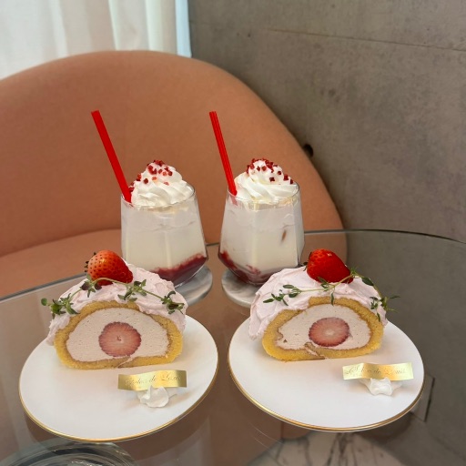 クリーミークリーム】Mellojoy スフレ ミディアムサイズ（中号